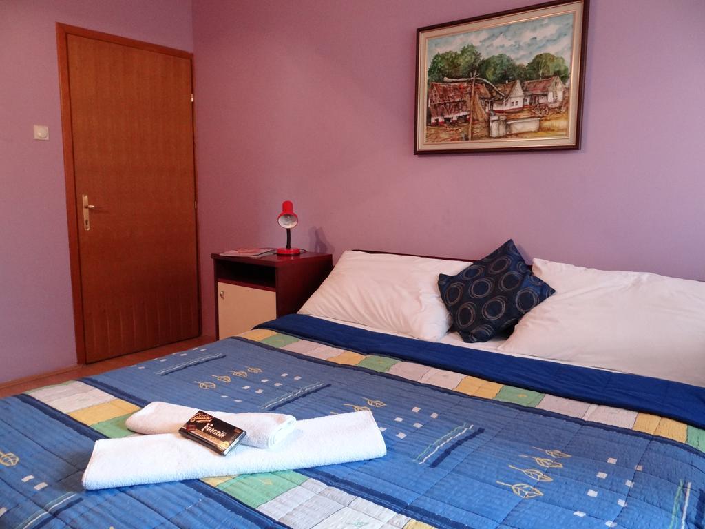 Nasa Tvrdava Guest Accommodation 노비사드 외부 사진