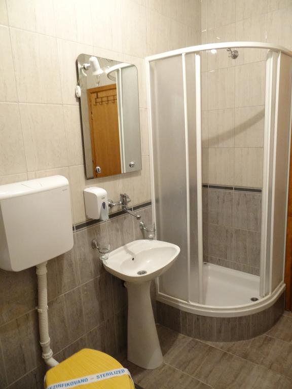 Nasa Tvrdava Guest Accommodation 노비사드 외부 사진